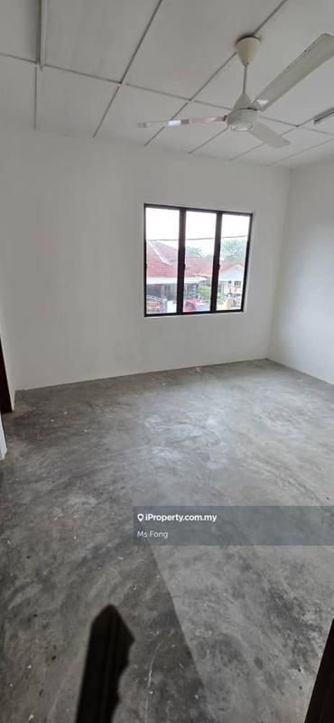 Rumah Teres 2-Tingkat untuk Dijual di Taman Merdeka Jaya, Batu Berendam oleh Ms Fong - iProperty.com.my