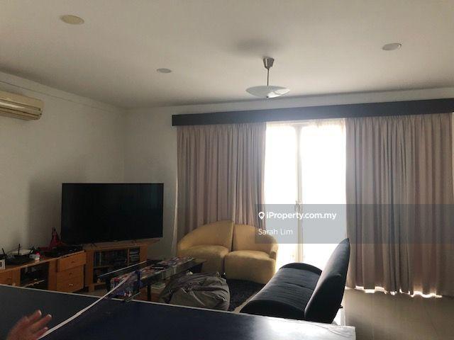 For Sale - Flora Murni