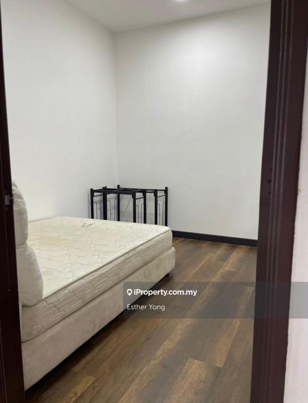 Service Residence for Sale in Symphony Tower (Menara Simfoni) by Esther Yong - iProperty.com.my