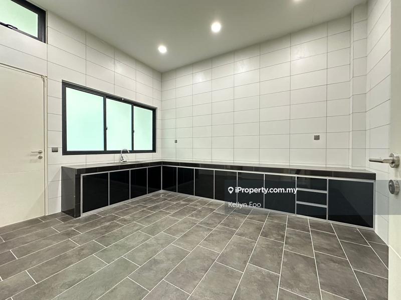 Semi-Detached House for Sale in Seaview 2 Storey Semi-D at 8 Residence Ujong Pasir, Melaka City by Kellyn Foo - iProperty.com.my