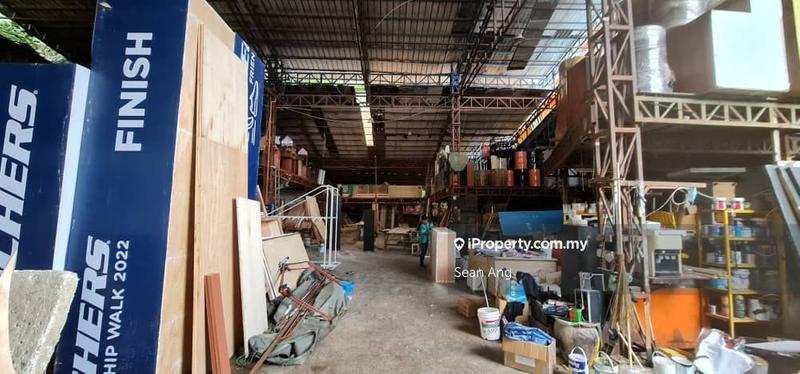 For Sale - Only RM234 psf, Corner, 角落間, [BIG Land Size, LA 64k], L/Hold