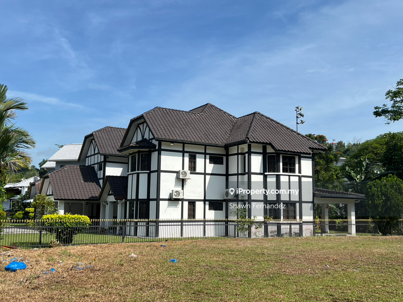 Bungalow House for Sale in Monterez Golf Resort, Shah Alam by Shawn Fernandez - iProperty.com.my