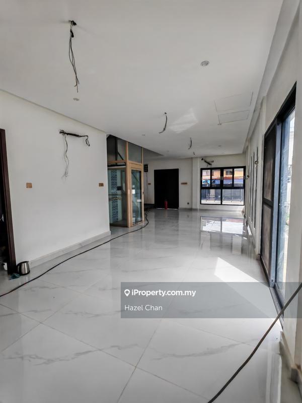 Rumah Berkembar untuk Dijual di Likas, Kota Kinabalu oleh Hazel Chan - iProperty.com.my
