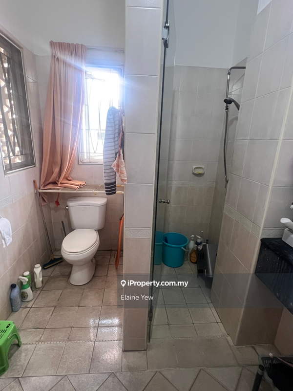 Rumah Teres untuk Dijual di Taman Tasik Indah, Jalan Ipoh oleh Elaine Yew - iProperty.com.my