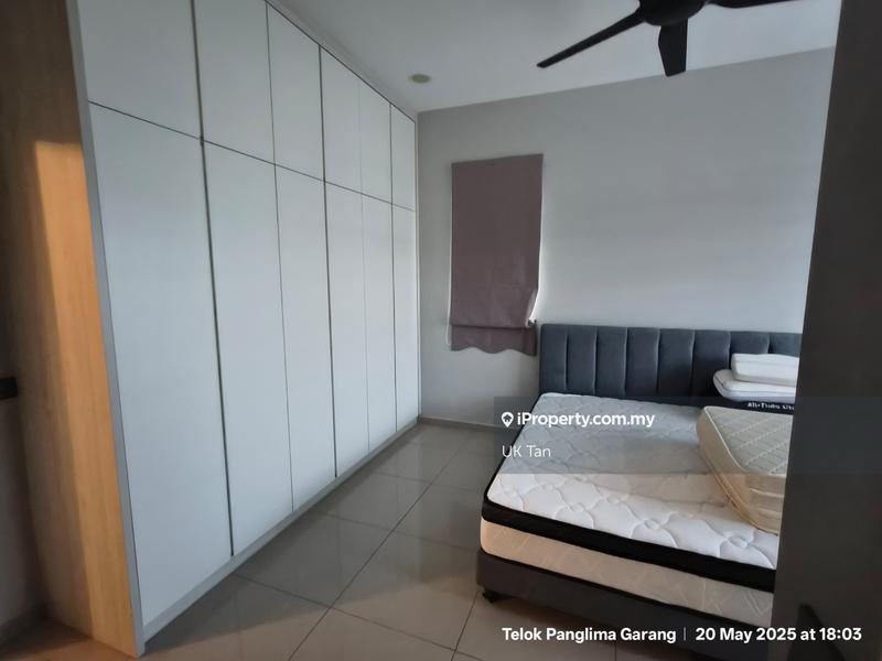 Rumah Teres untuk Dijual di qi6mk, Telok Panglima Garang oleh UK Tan - iProperty.com.my
