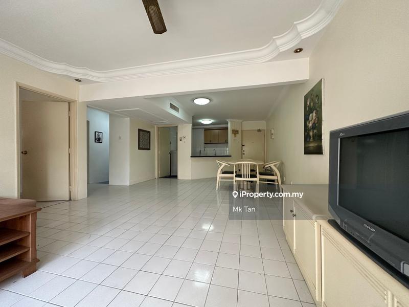 For Sale - Garden City Straits