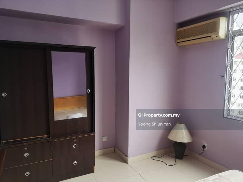 For Sale - Kelana Puteri