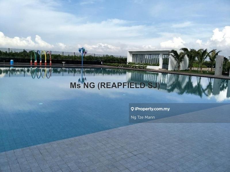 Condominium for Sale in Lakefront Residence by Ng Tze Mann - iProperty.com.my