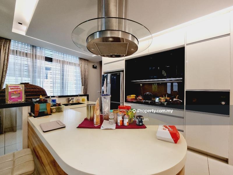 Bungalow House for Sale in Kota Damansara, Selangor by Reni Lim - iProperty.com.my