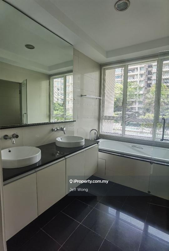 For Sale - Kiaraville