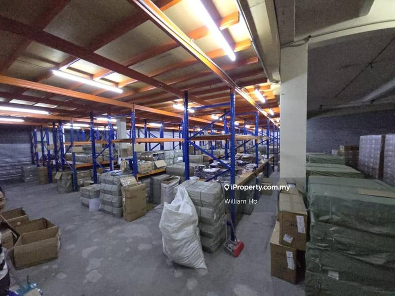 For Rent - Corner Lot 2 Storey Balakong Jaya