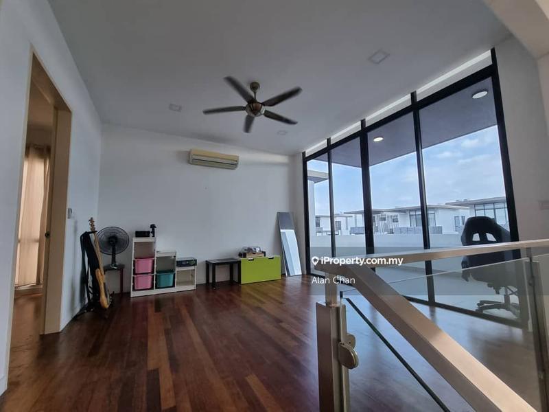 3-storey Terraced House for Sale in 16 Sierra, Puchong by Alan Chan - iProperty.com.my