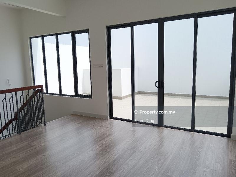 Rumah Berkembar untuk Dijual di Abadi Heights, Puchong oleh Estee Ding - iProperty.com.my