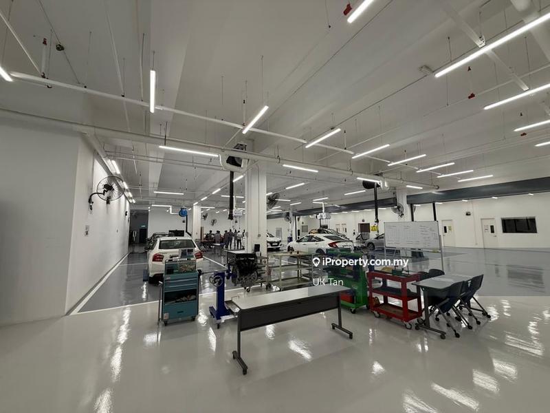 Warehouse for Rent in Temasya Glenmarie, Glenmarie by UK Tan - iProperty.com.my