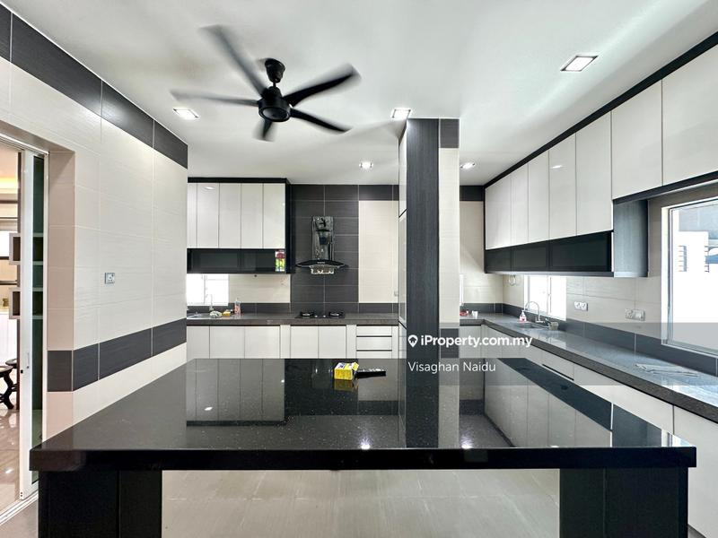 Banglo untuk Dijual di Ivory Heights Desa 8 Bandar Country Homes, Rawang oleh Visaghan Naidu - iProperty.com.my