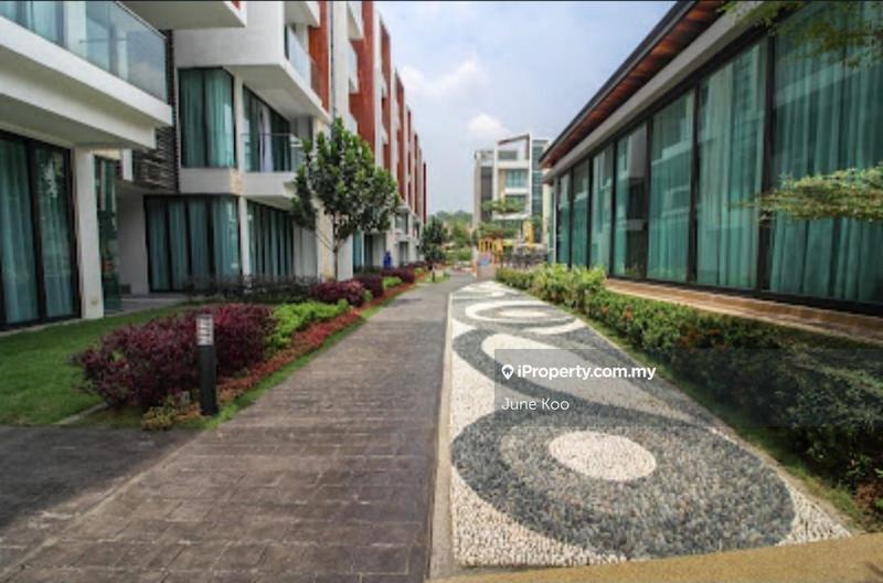 Kediaman Servis untuk Dijual di Tropical Villa oleh June Koo - iProperty.com.my