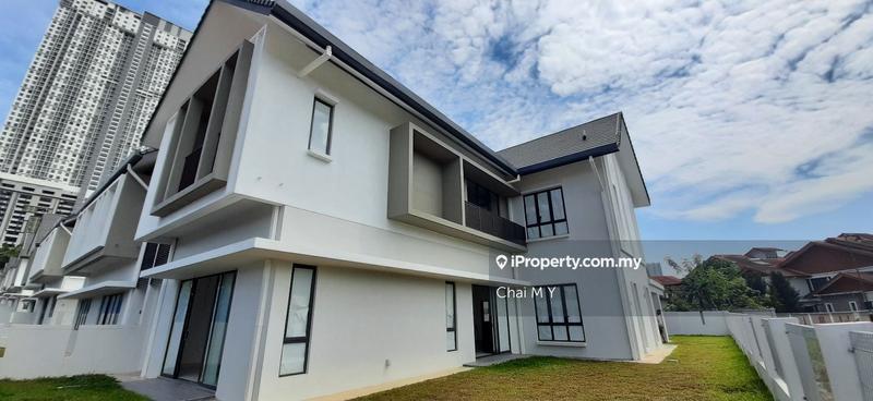 Rumah Berkembar untuk Dijual di Bandar Kinrara Seksyen 8, Bandar Kinrara oleh Chai M Y - iProperty.com.my