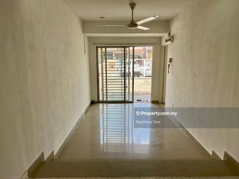 Rumah Teres 2-Tingkat untuk Dijual di SS18, Subang Jaya oleh Matthew Sim - iProperty.com.my