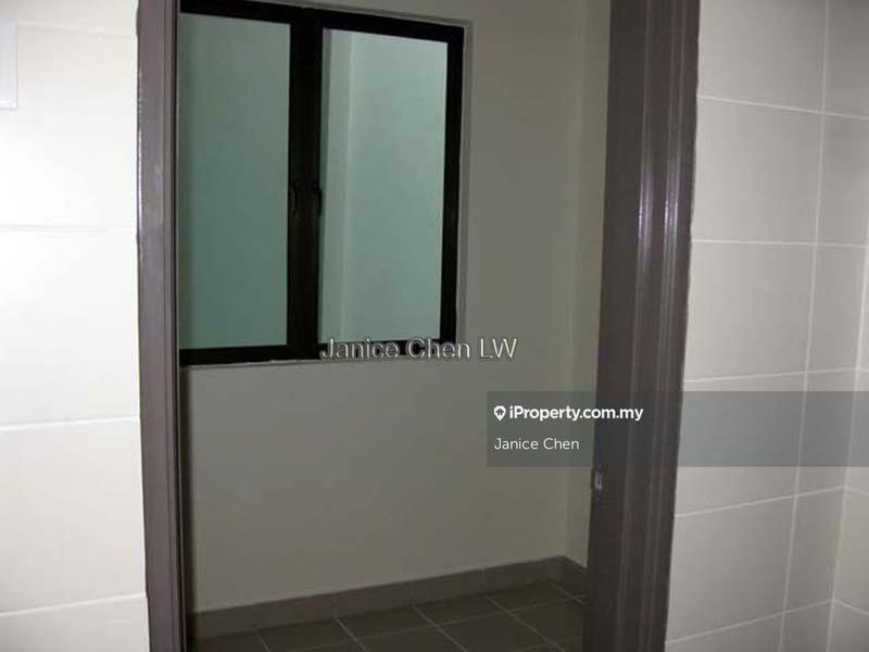 Rumah Berangkai 2.5 Tingkat untuk Disewa di Kinrara Residence, Taman Damai Utama, Puchong, Bandar Kinrara oleh Janice Chen - iProperty.com.my