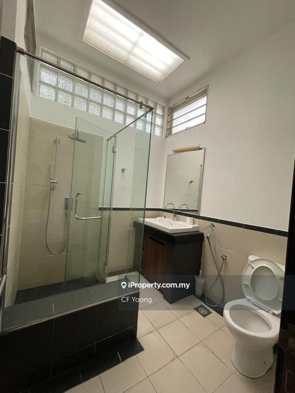 Bungalow House untuk Dijual di Taman Bukit Pantai, Bangsar oleh CF Yoong - iProperty.com.my