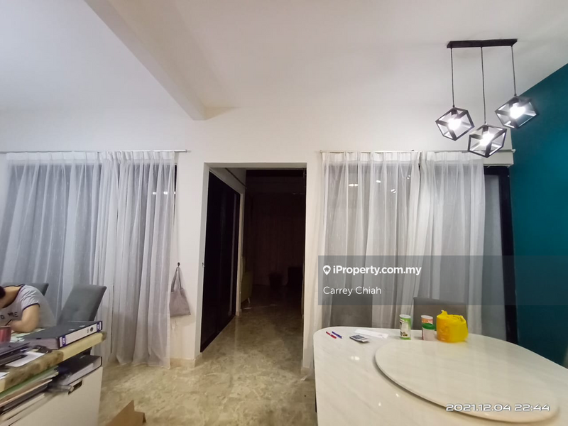 Rumah Berangkai 2.5 Tingkat untuk Dijual di Lake Edge, Puchong oleh Carrey Chiah - iProperty.com.my