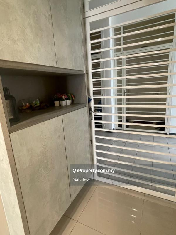 Residensi Servis untuk Dijual di South View oleh Matt Tew - iProperty.com.my