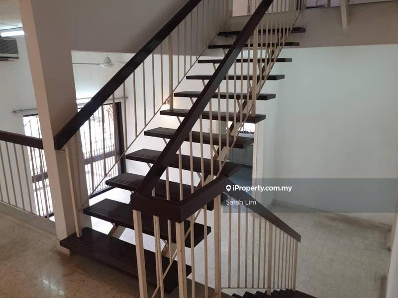 Bungalow House for Sale in Taman Bandaraya, Bangsar by Sarah Lim - iProperty.com.my