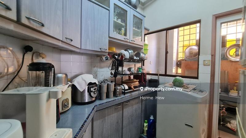 For Sale - Sri Manja Court