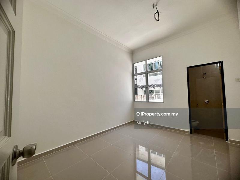 Semi-Detached House for Sale in Teluk Kumbar, Penang by Stefy K - iProperty.com.my