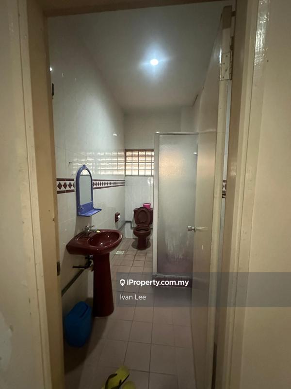 Rumah Berkembar untuk Dijual di Seksyen 19, Petaling Jaya oleh Ivan Lee - iProperty.com.my