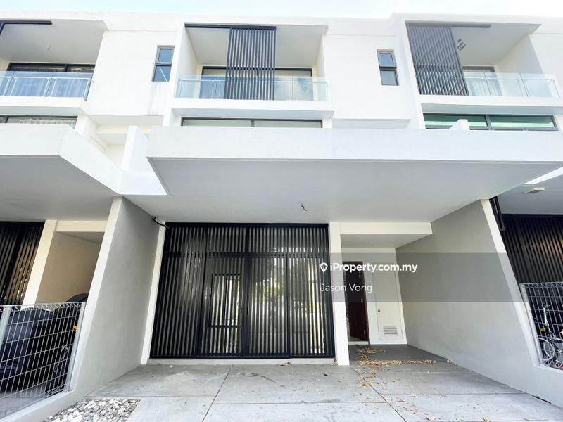 3-storey Terraced House for Sale in Lake Fields, Sungai Besi by Jason Vong - iProperty.com.my