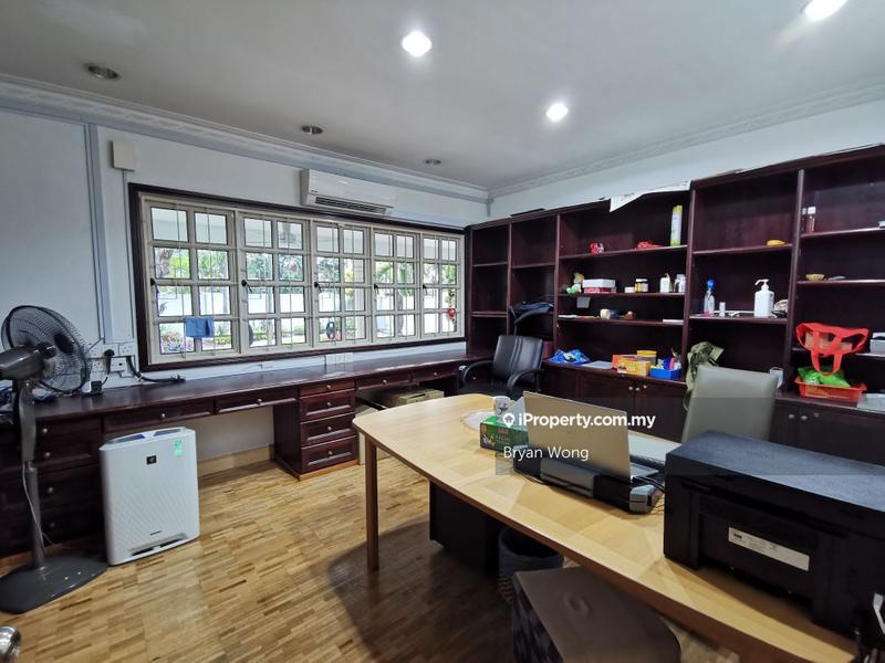 Bungalow House untuk Dijual di Seksyen 17, Petaling Jaya oleh Bryan Wong - iProperty.com.my