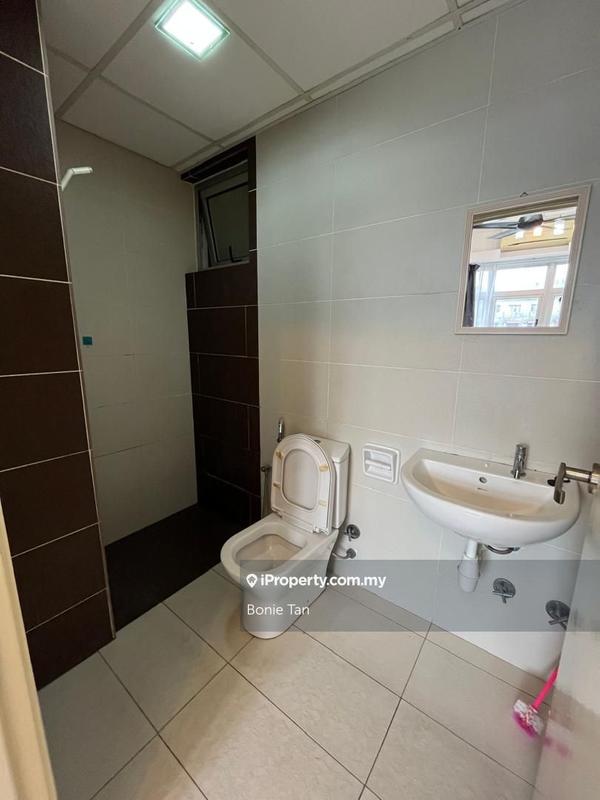Kediaman Servis untuk Dijual di Livia Residence @ C180 oleh Bonie Tan - iProperty.com.my