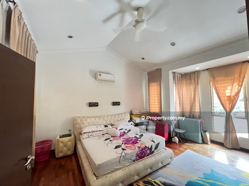 Rumah Berangkai 2 Tingkat untuk Dijual di Bukit Jelutong, Shah Alam oleh Juliana - iProperty.com.my