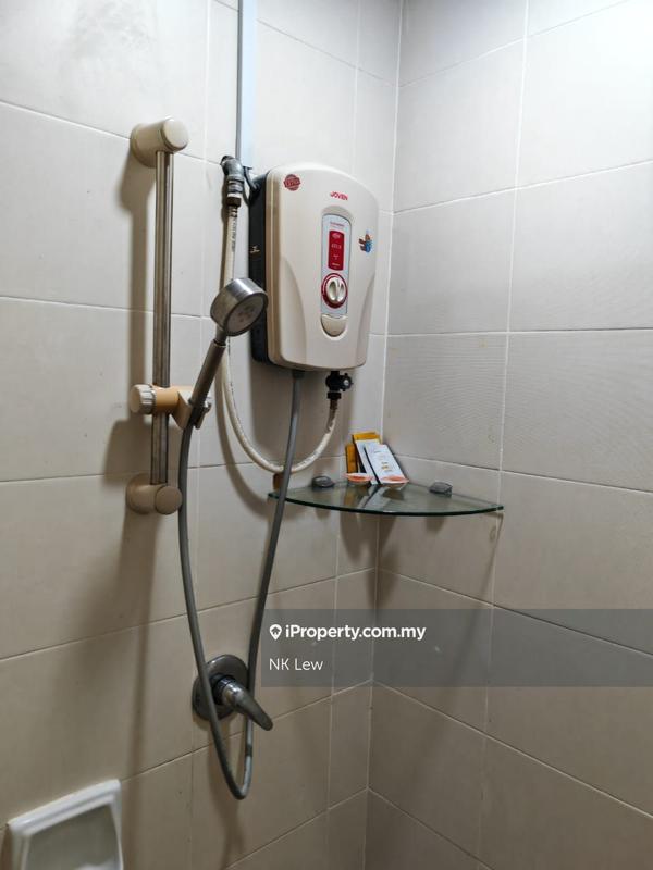 Kondominium untuk Dijual di Bayan Villa, Seri Kembangan oleh NK Lew - iProperty.com.my