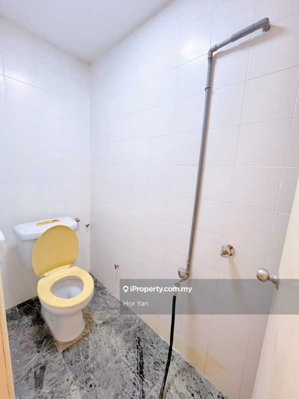 Kondominium untuk Dijual di Pantai Panorama Condominiums oleh Hor Yan - iProperty.com.my