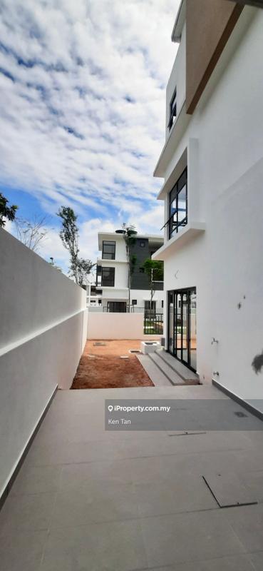 Semi-Detached House for Sale in Estana 32, Kota Damansara by Ken Tan - iProperty.com.my