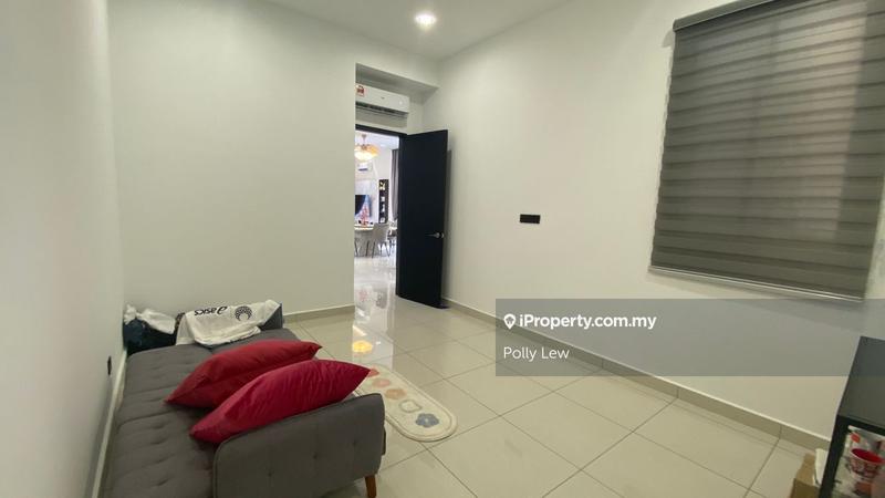 Semi-Detached House for Sale in Semenyih, Selangor by Polly Lew - iProperty.com.my
