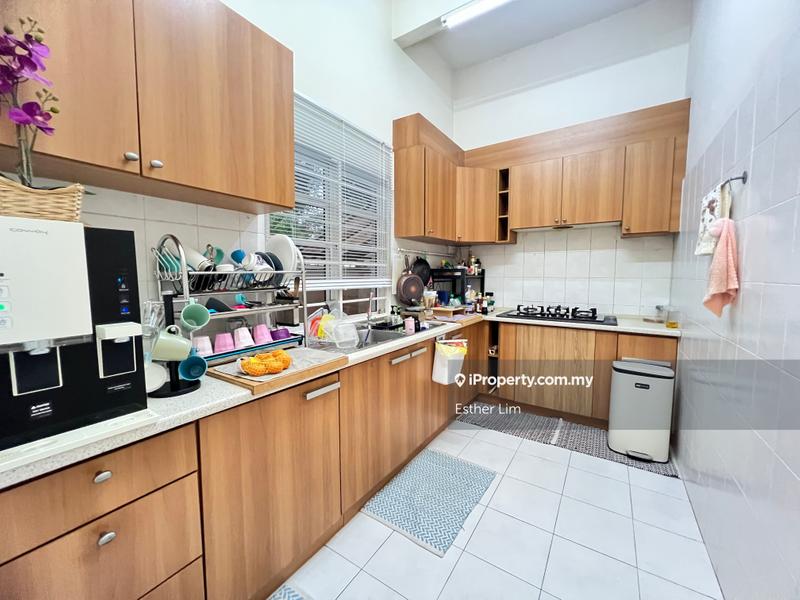 Bungalow House untuk Dijual di D'Villa Seksyen 11, Kota Damansara oleh Esther Lim - iProperty.com.my