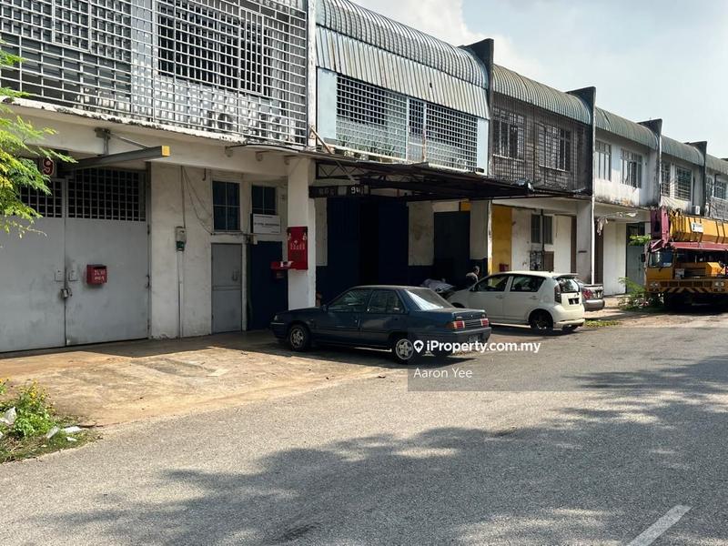 Kilang Teres untuk Dijual di Taman Taming Jaya, Balakong oleh Aaron Yee - iProperty.com.my