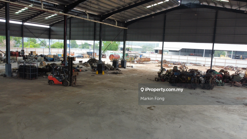 Gudang untuk Disewa di 𝑷𝒆𝒓𝒊𝒏𝒅𝒖𝒔𝒕𝒓𝒊 𝑫𝒂𝒎𝒂𝒏𝒔𝒂𝒓𝒂, Kuantan oleh Markin Fong - iProperty.com.my