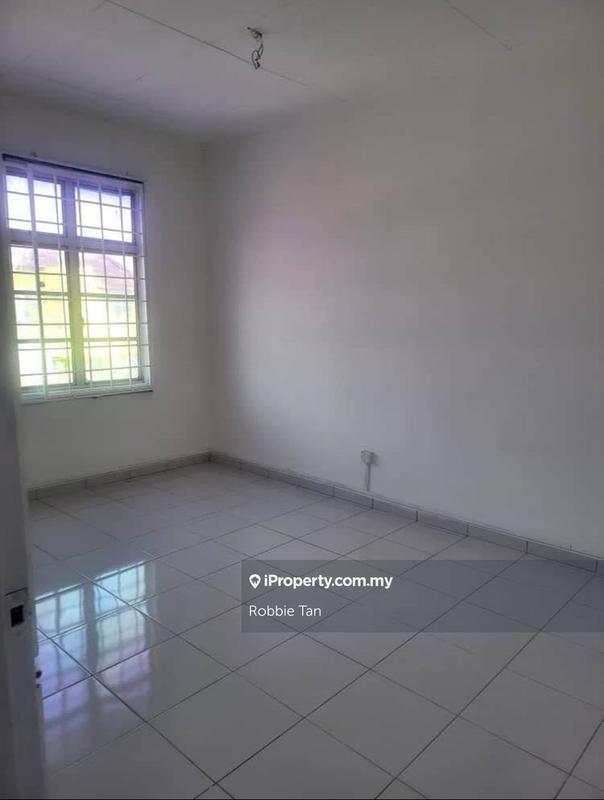 Rumah Berangkai 2 Tingkat untuk Dijual di Taman Puteri Wangsa, Ulu Tiram oleh Robbie Tan - iProperty.com.my