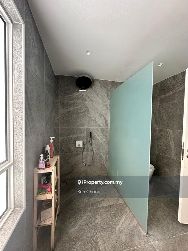 Rumah Berangkai 3 Tingkat untuk Dijual di Tamansari, Rawang oleh Ken Chong - iProperty.com.my
