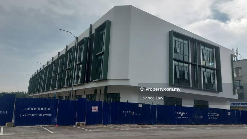 For Rent - Permas Avenue , Bandar Baru Permas Jaya -3 Storey Commercial Shoplot