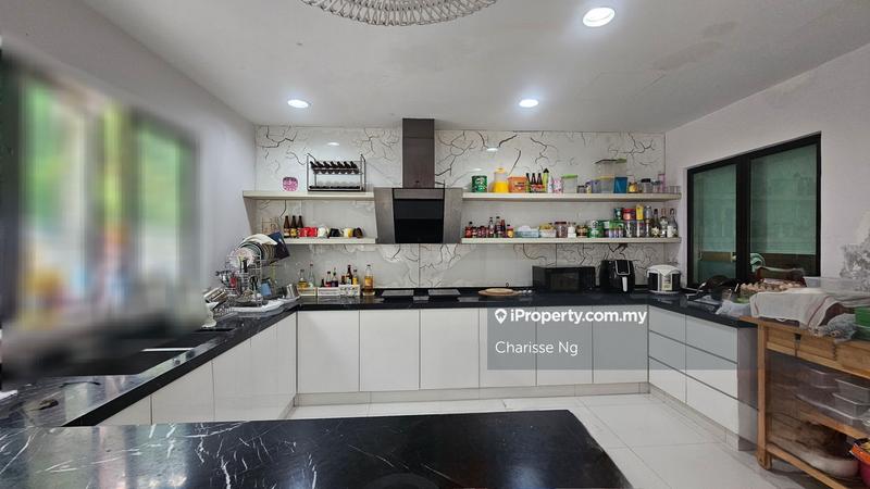 Rumah Teres 3-Tingkat untuk Dijual di Taman Bukit Prima, Cheras oleh Charisse Ng - iProperty.com.my
