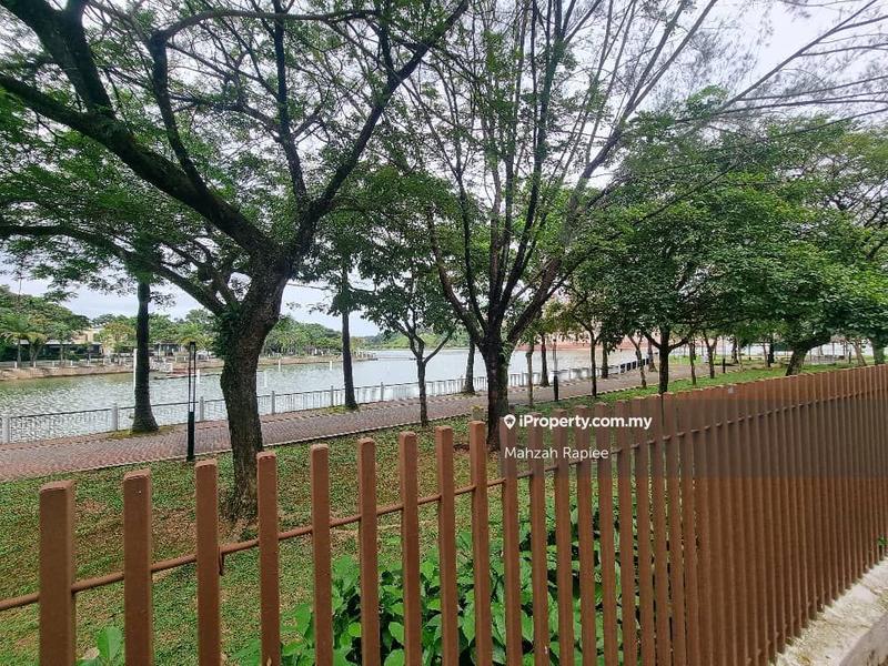 Rumah Berkembar untuk Dijual di Presint 8, Ayer 8 Putrajaya, Putrajaya oleh Mahzah Rapiee - iProperty.com.my