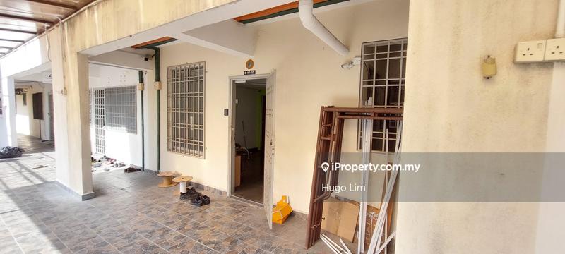 Shop / Office untuk Disewa di Seksyen 3, Taman Kinrara, Puchong oleh Hugo Lim - iProperty.com.my