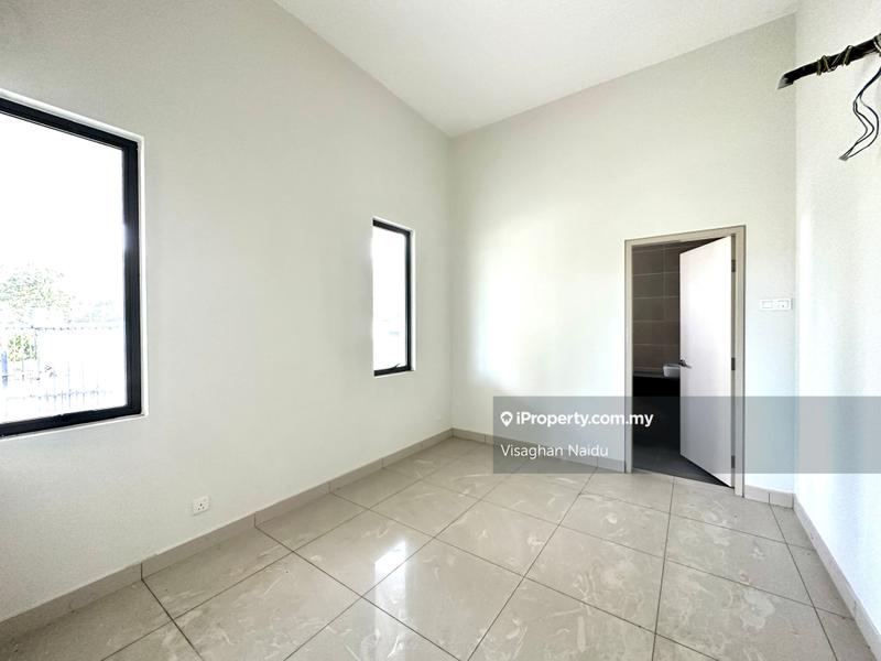 Bungalow House for Sale in Bandar Country Homes, Rawang by Visaghan Naidu - iProperty.com.my