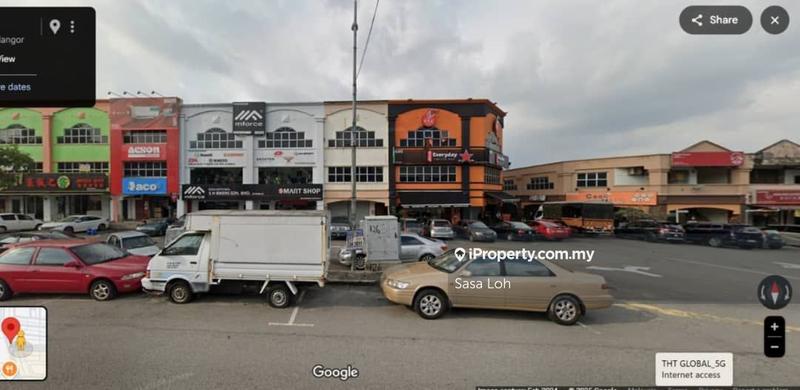 For Sale - Roi 5.2% Corner 3 Storey Shoplot @ Jln Psk 9, Seri Kembangan For Sale