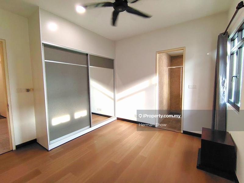 Service Residence for Sale in Isola by Herman Thow - iProperty.com.my